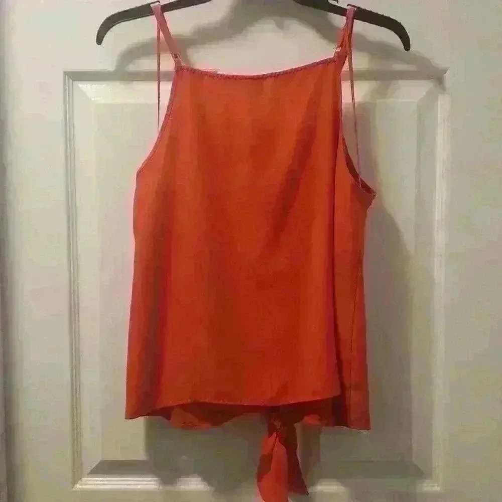 Orange top. Sz lg by paper crane. Very cute, light weight top. - Picture 2 of 3